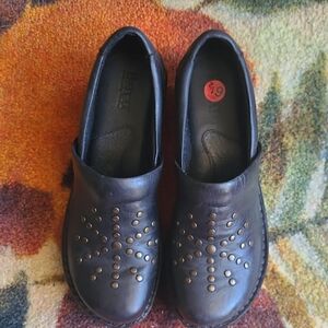 Born Surina Black Studded Leather Slip-On Shoes Size 6.5